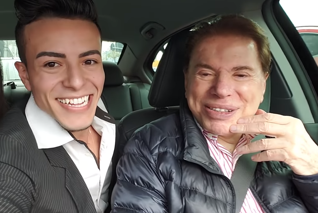 notícia Ator e jornalista, Almir Salvattore pegou carona com Sílvio Santos. Confira matéria e vídeo!