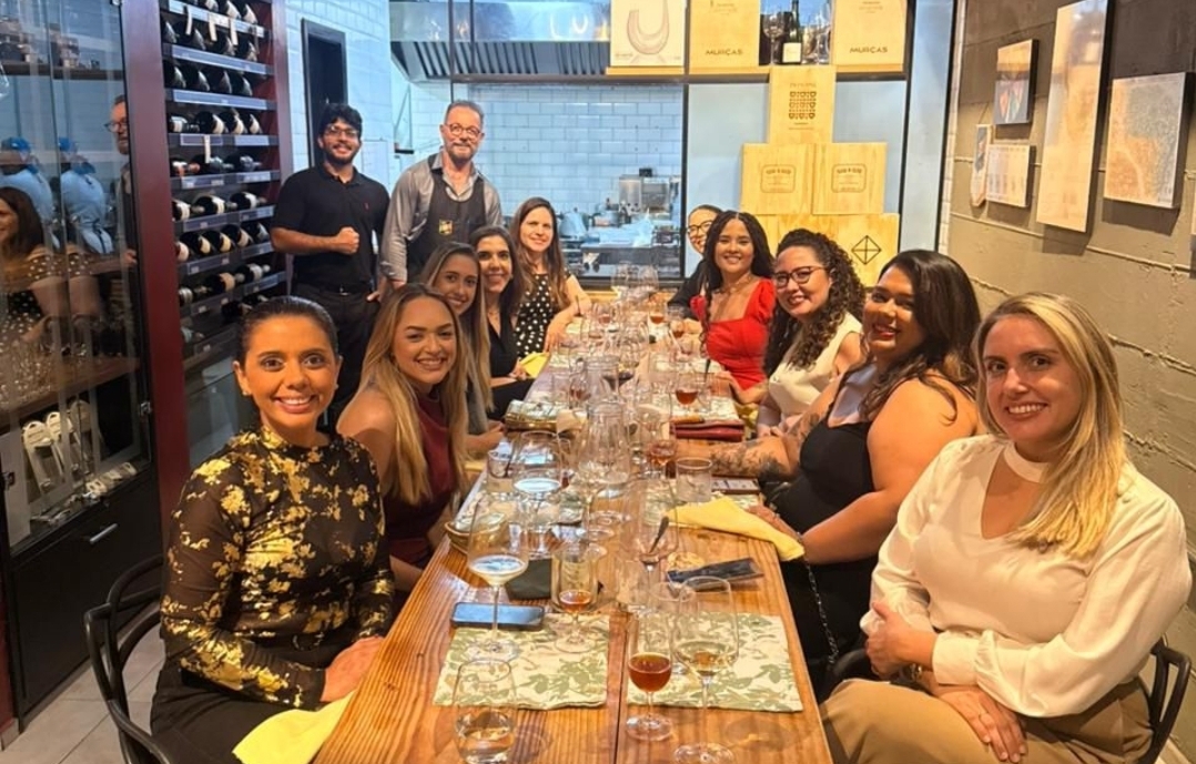 notícia CEOs Cearenses promovem encontro entre mulheres para fortalecer conexões e compartilhar experiências