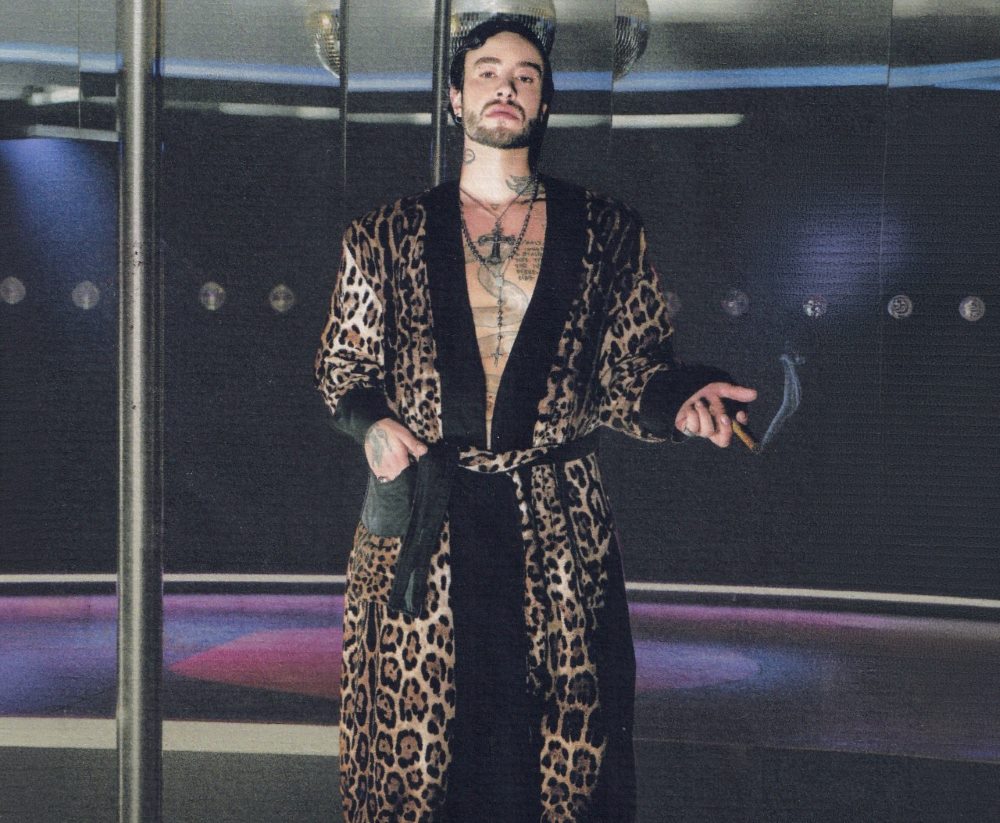 notícia CHAMELEO aposta em desejo e intensidade em novo single “Curvas”