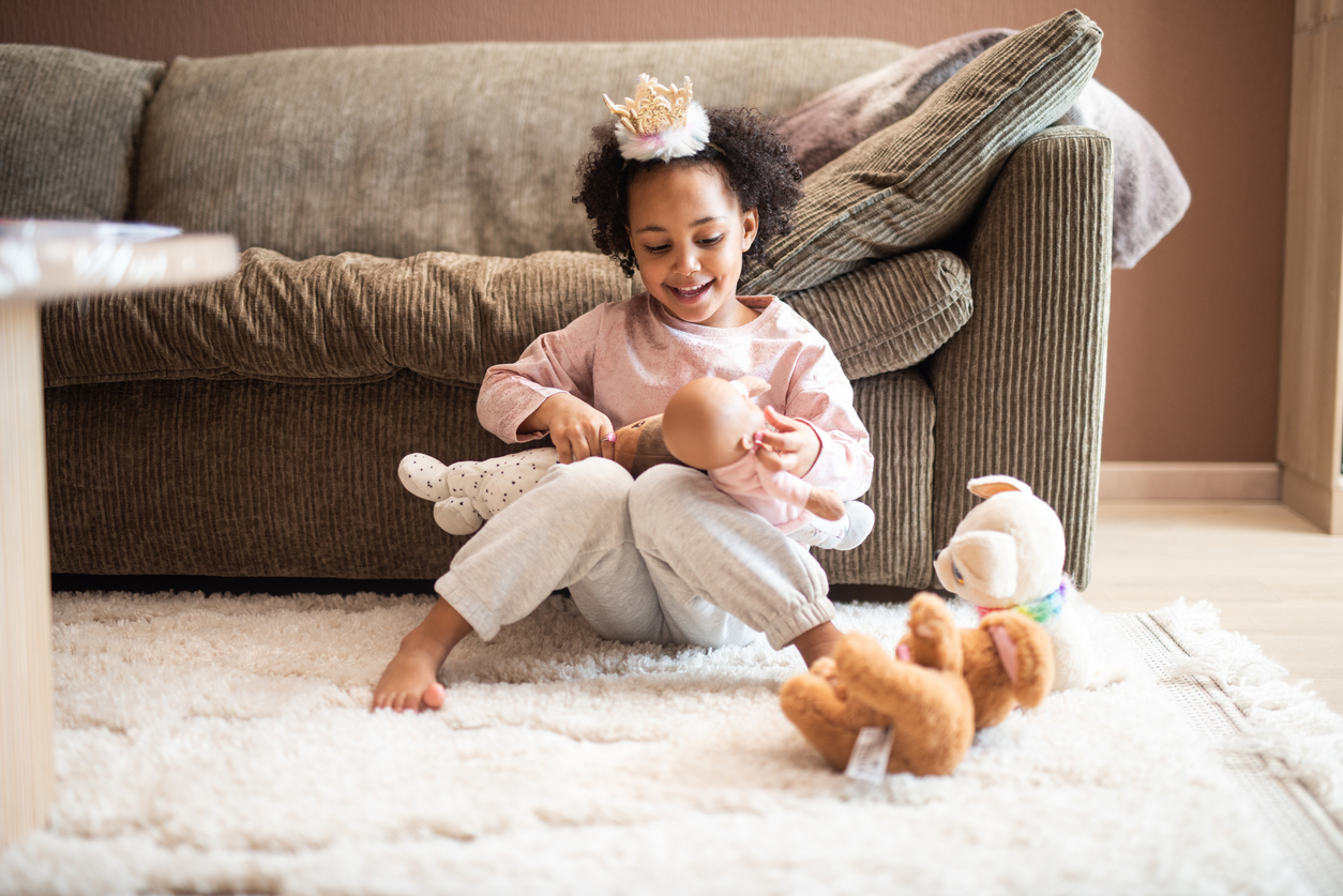 notícia Da boneca de pano ao bebê reborn: a evolução de brincar de boneca