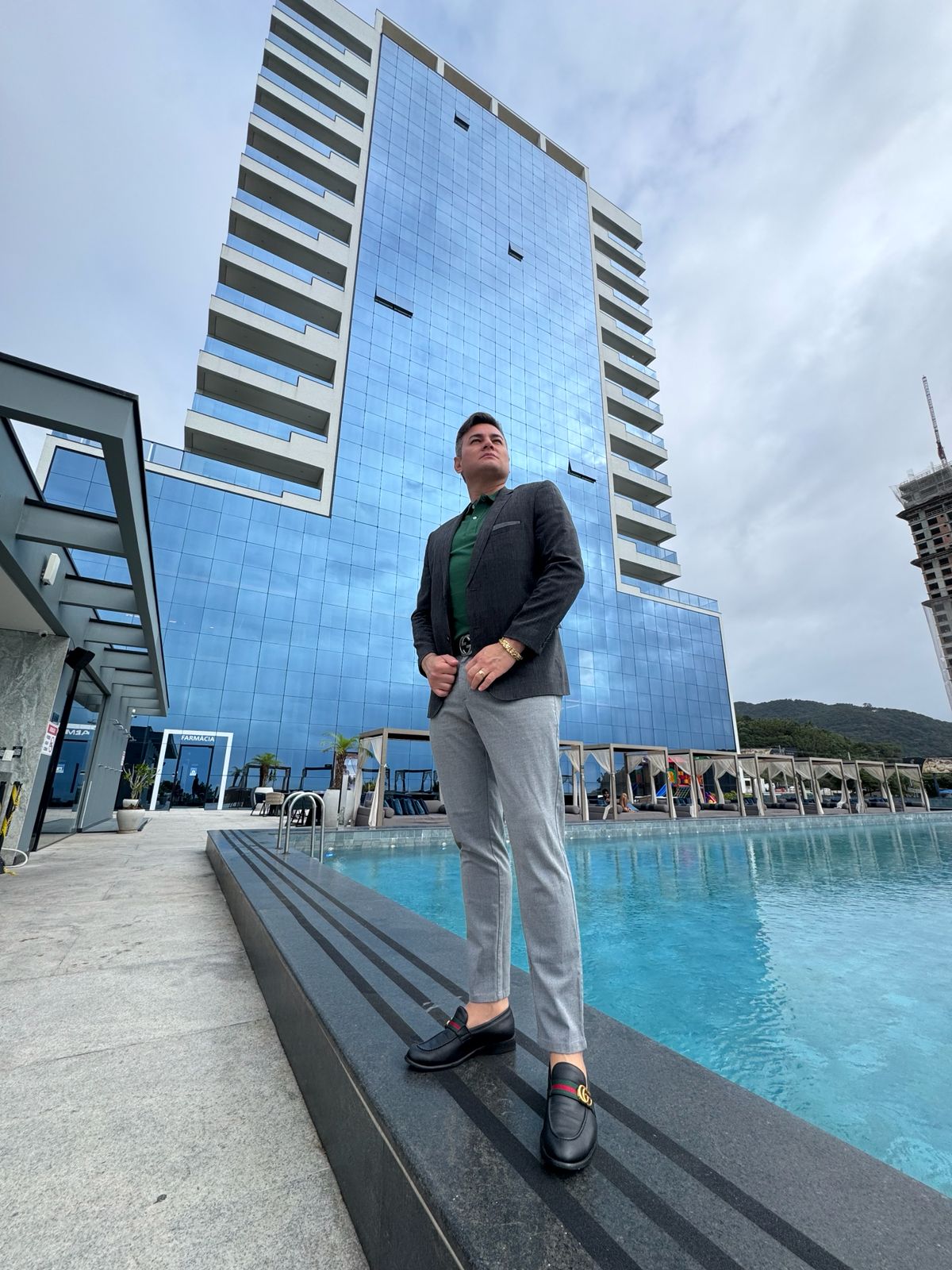 notícia Entre mar, conforto e exclusividade: a experiência de Alex Araújo no Blue Sea Hotel, em Itapema
