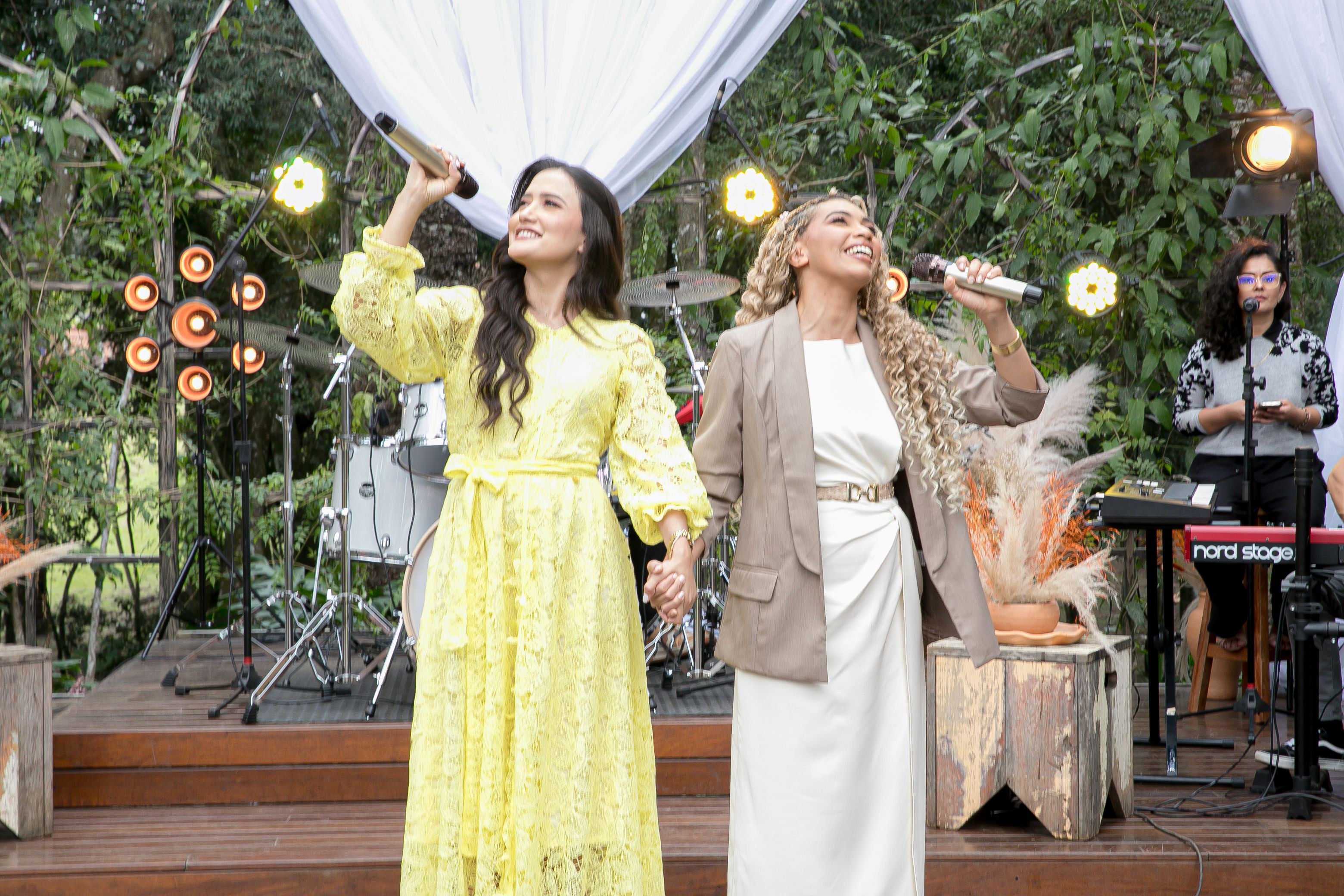 notícia Talita Santos e Cony Canfreddy se unem na canção “Eu Escolhi Permanecer”, do projeto “A Comunhão”
