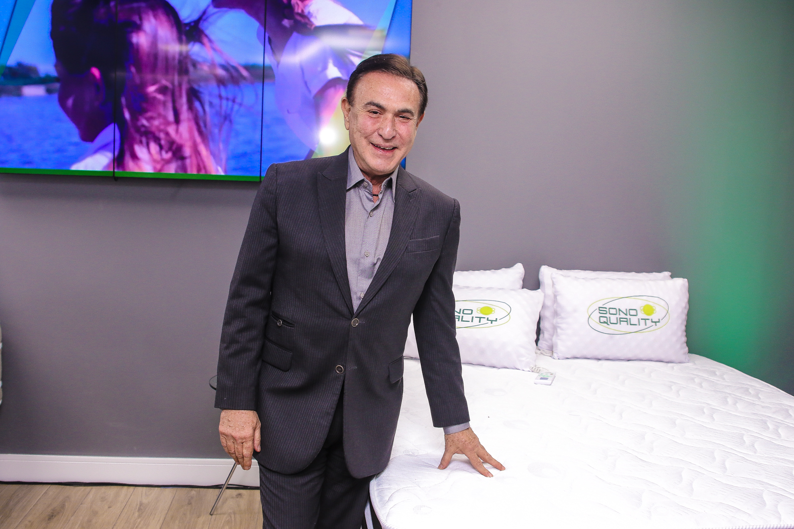 notícia Celebridades prestigiam lançamento em São Paulo