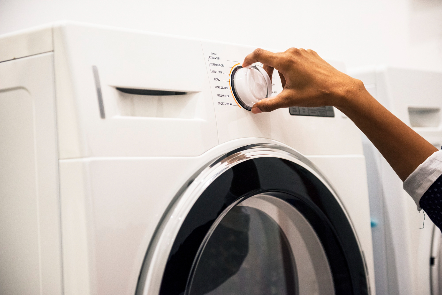 notícia É melhor comprar lava e seca junto ou separado? Veja qual opção vale mais a pena