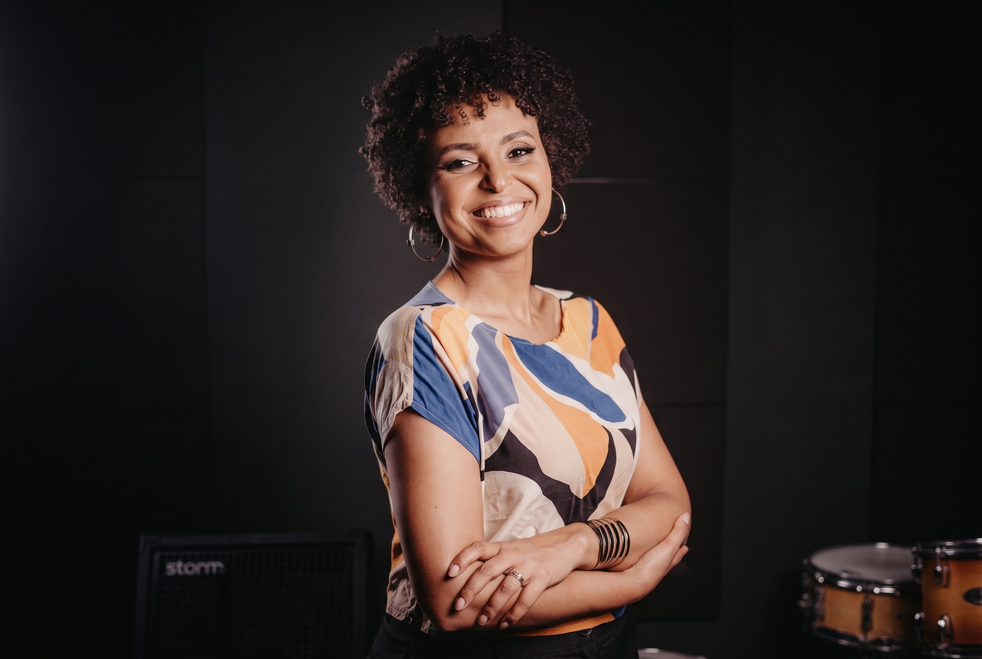 notícia Após nove anos de produção, Jane Gomes conclui projeto musical e lança o EP “Graça”