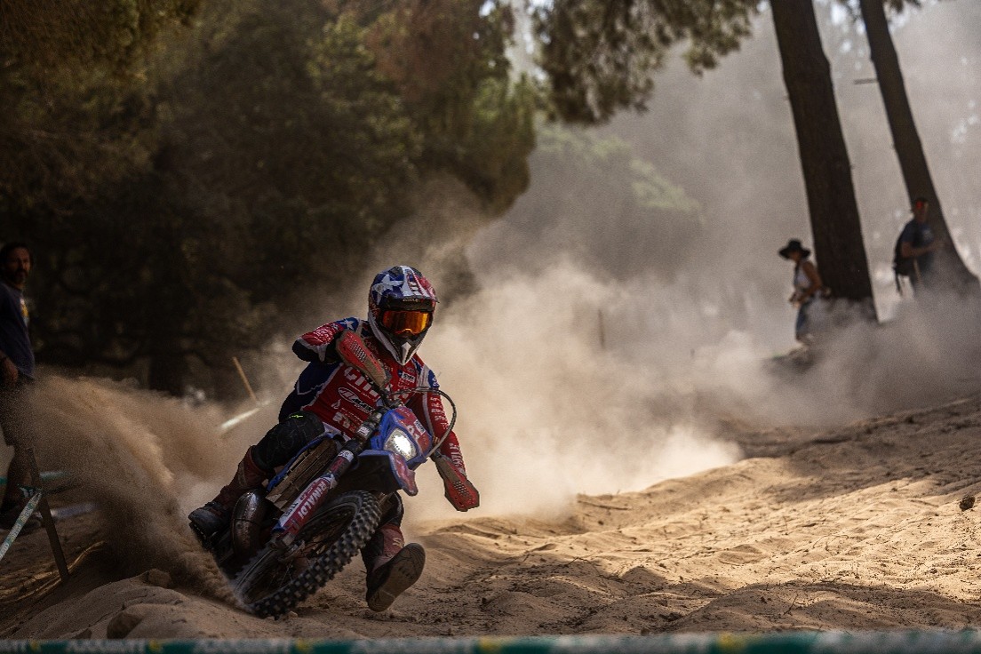 notícia Team Rinaldi encerra Six Days Enduro com resultados expressivos na edição histórica dos 100 anos