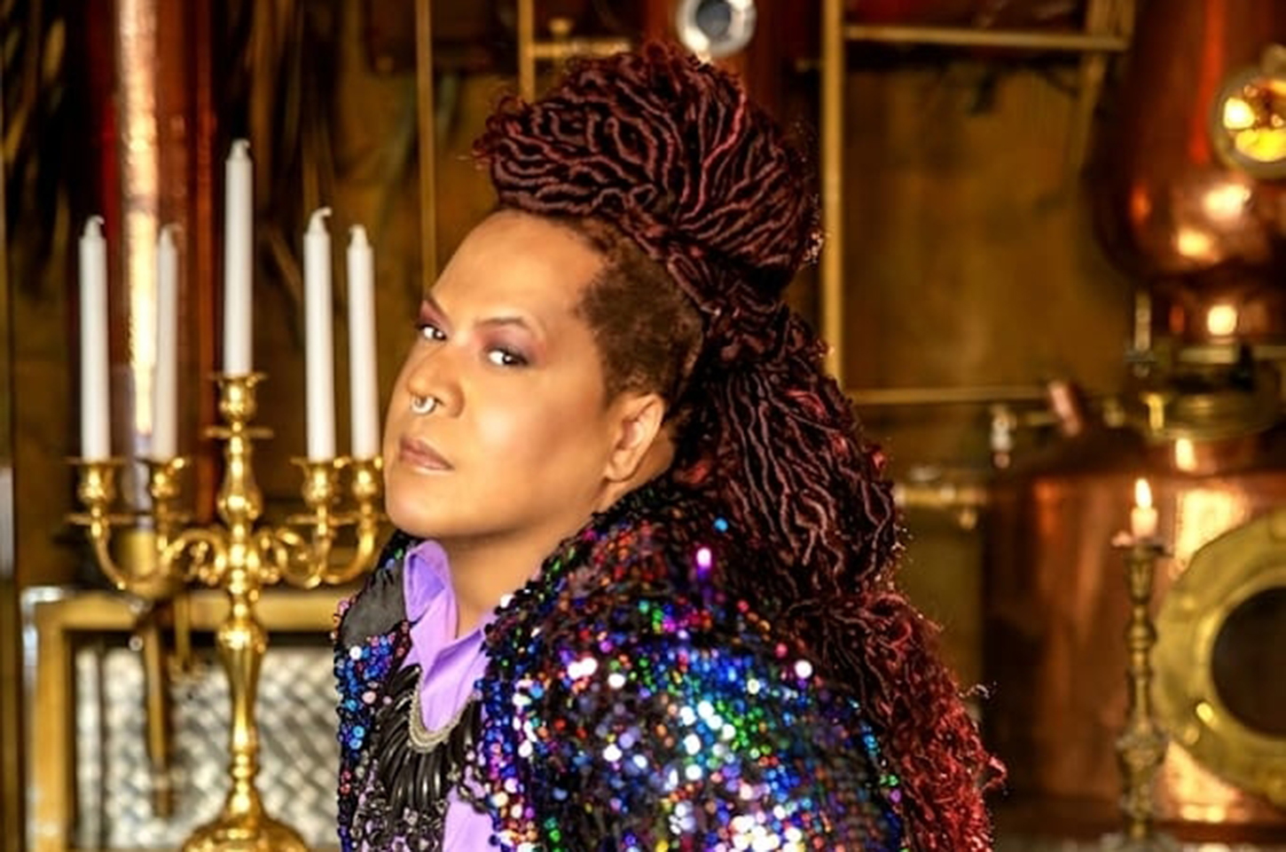 notícia Decco Torres ecoa a herança da Black Music Brasileira em show especial no Mês da Consciência Negra