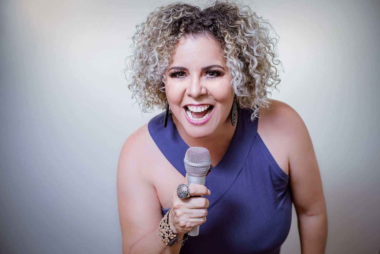 notícia Cantora Drika de Sá se apresenta em Paulínia