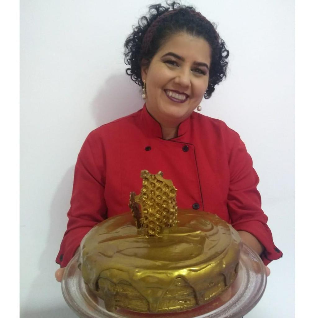 notícia Confeiteira de Taboão da Serra reúne tradição e harmonia de sabores em bolos e docinhos