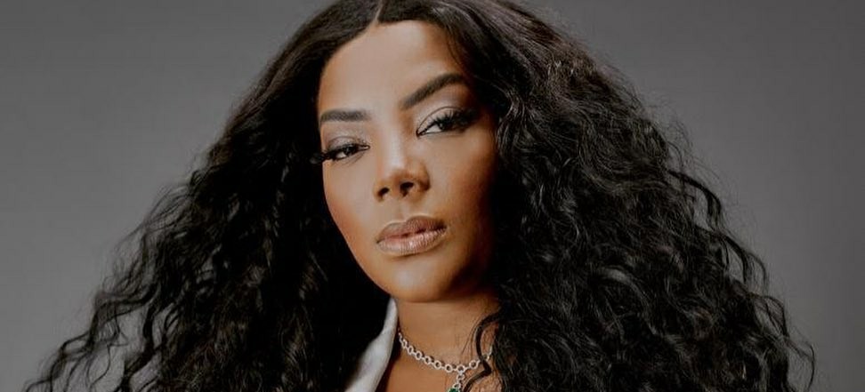 notícia DVD de Ludmilla, “Hello Mundo” disponível para venda física