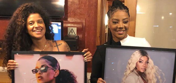 notícia Ludmilla recebeu disco de platina para “Din Din Din” e “Cheguei”