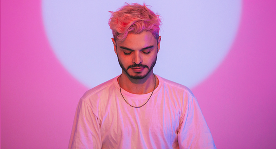 notícia Cantor Tito lança videoclipe de “O Tempo Não Para”