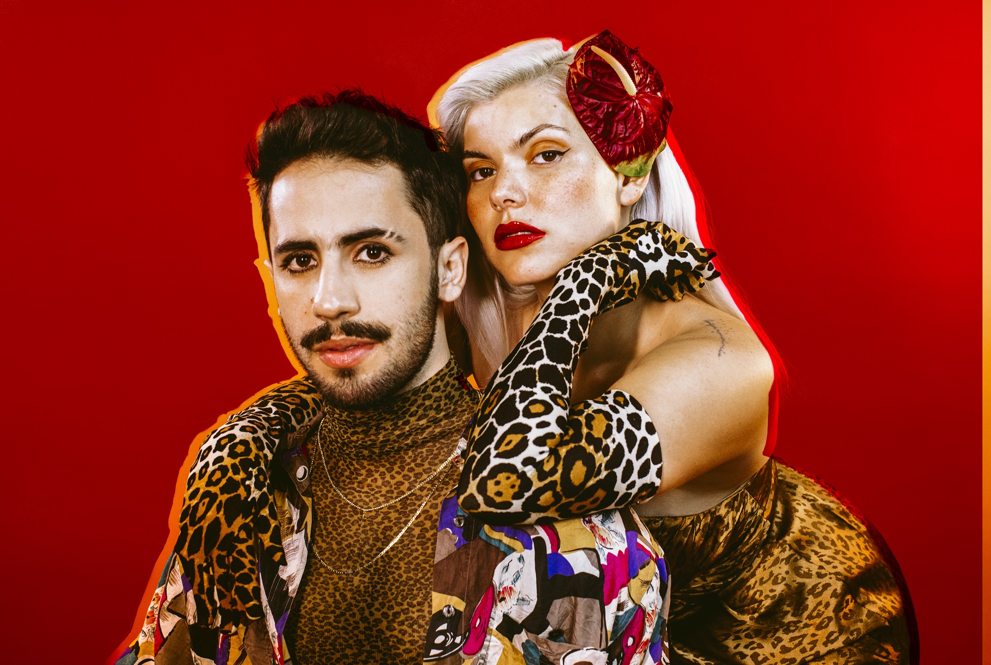 notícia Romero Ferro e Duda Beat lançam “Corpo em brasa”