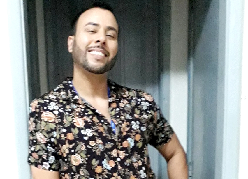 notícia Aprenda como misturar estampas florais com linho