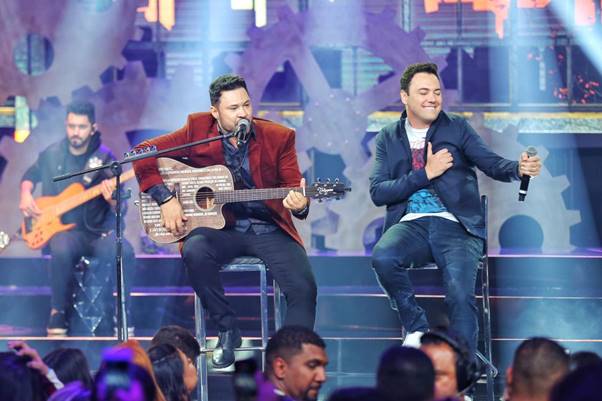 notícia João Bosco & Vinícius divulgam nova versão de “Onde Não Tinha Espaço”