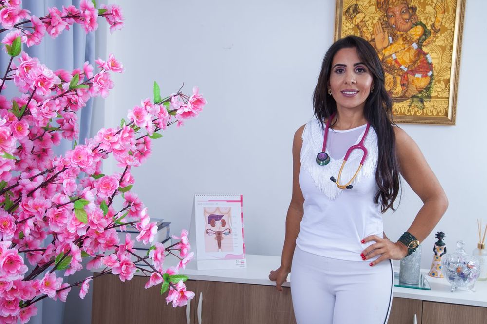 notícia Ginecologista Dra.Fernanda Nassar realiza transformações de beleza nas Mulheres