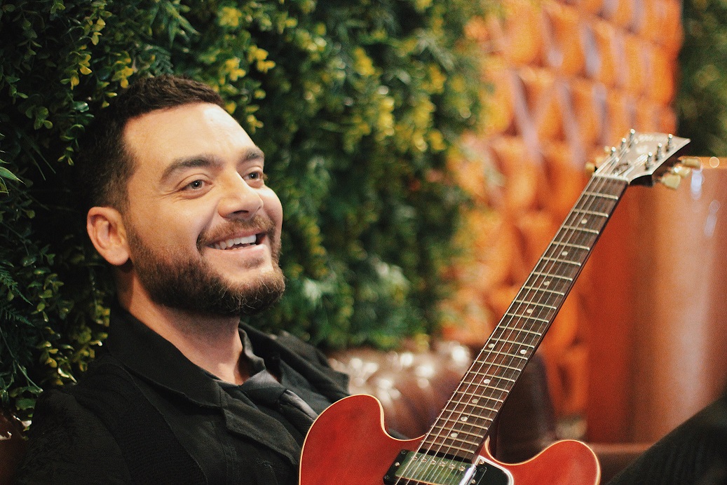 notícia Com novo álbum, Mario Ghanna cria estilo único: O 'brazilian blues'