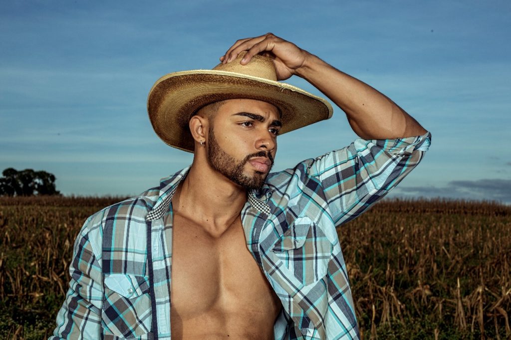 notícia Gustavo Silva, Mister Fitness e Mister Santa Cruz das Palmeiras, faz sucesso como modelo e atleta fitness