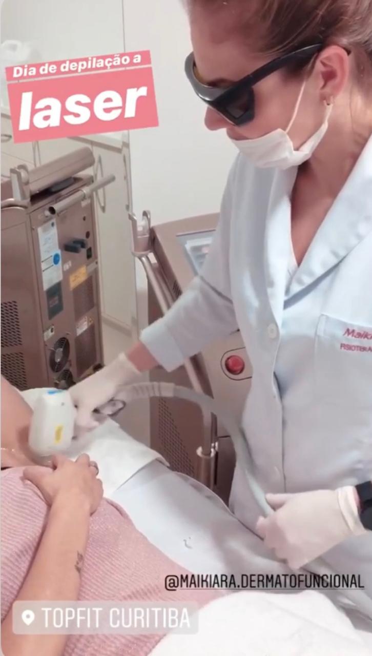 notícia Paizão bonito e feliz com a depilação a laser masculina