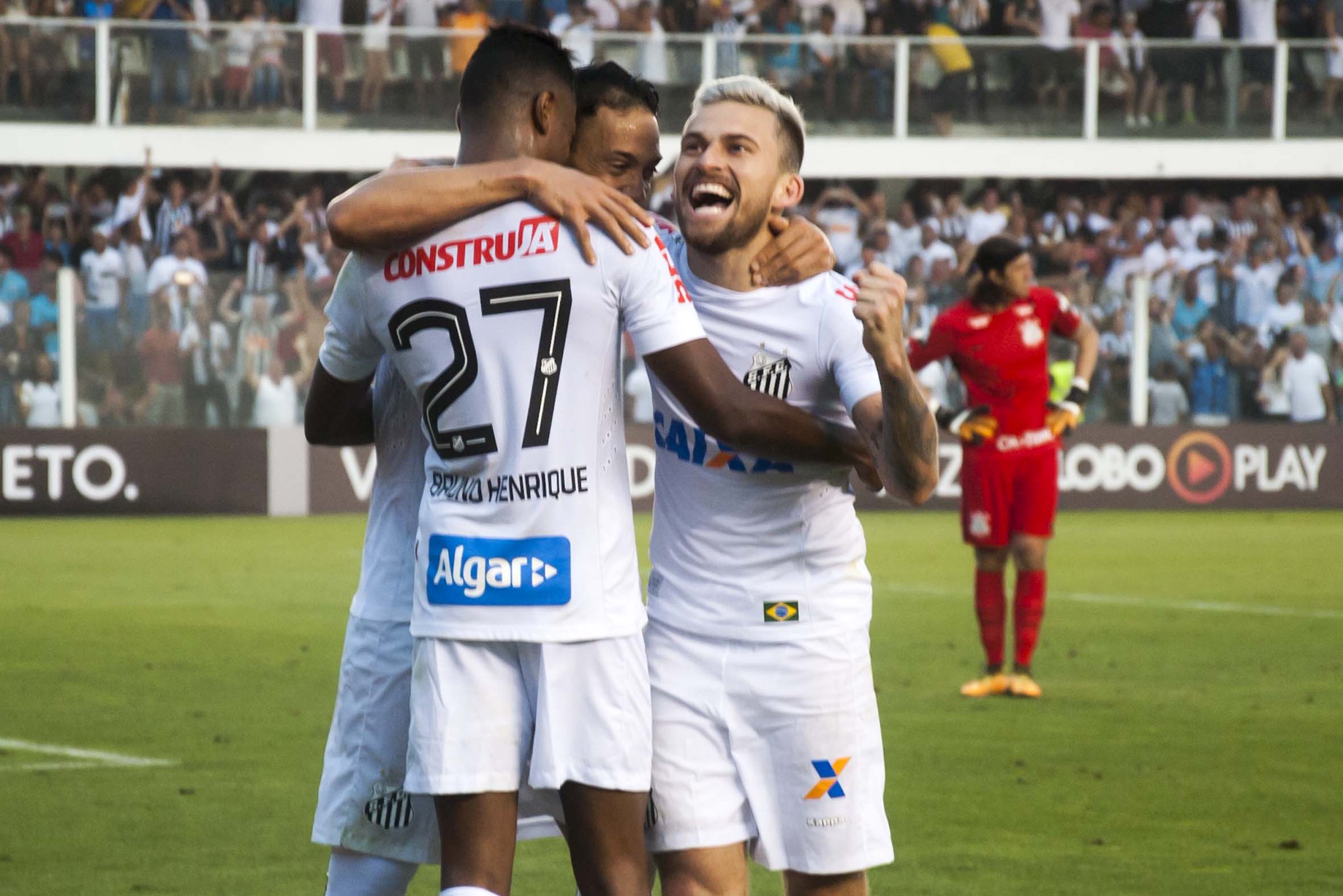 notícia Santos vence Corinthians na Vila Belmiro