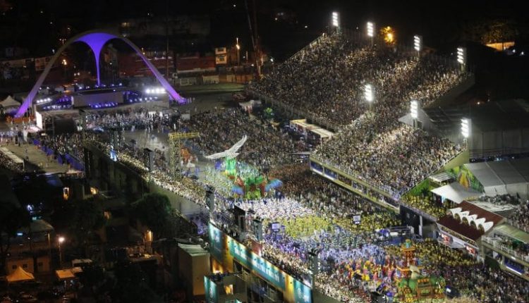 notícia Adiado o Carnaval 2021 do Rio 