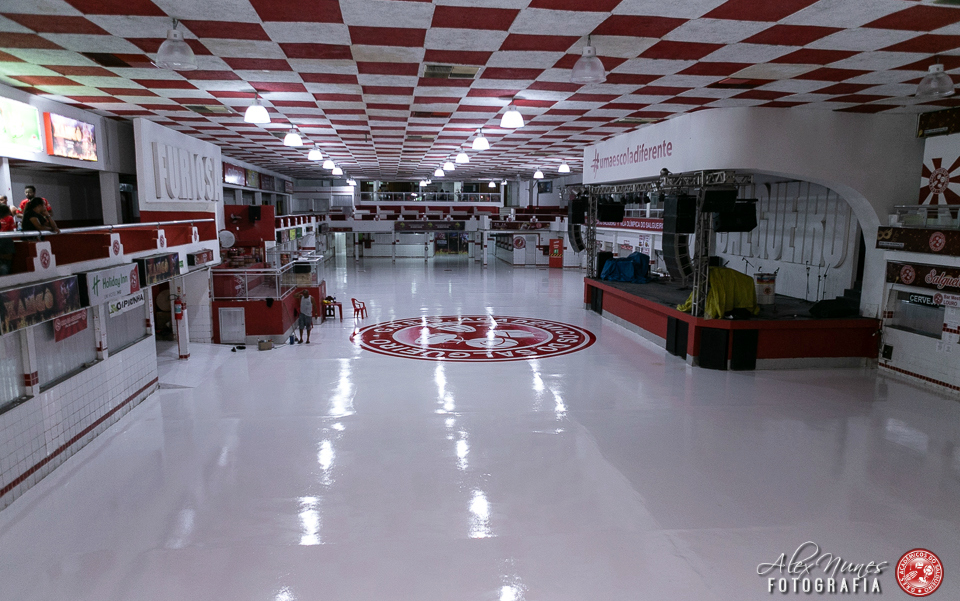 notícia Com restrições de público e regras, Prefeitura do Rio libera quadras de escolas de samba