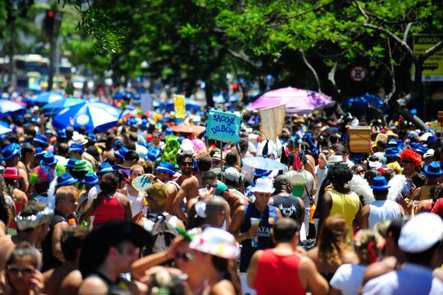 notícia Blocos Carnavalescos: Carnaval de rua do Rio é cancelado em 2021