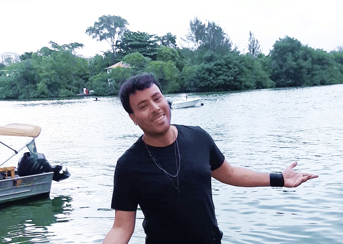 notícia Jornalista Anderson Lopes esbanja simpatia em evento 'Mais Belo Bumbum do Brasil 2020'