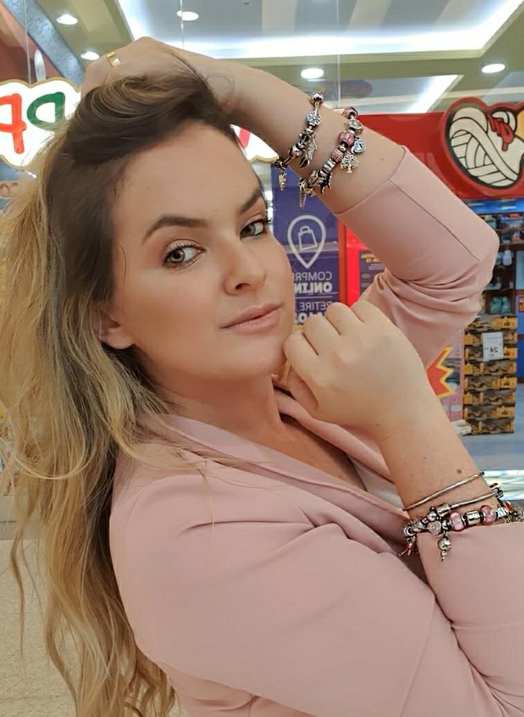 notícia Cacau Luz é convidada especial em inauguração de loja de joias