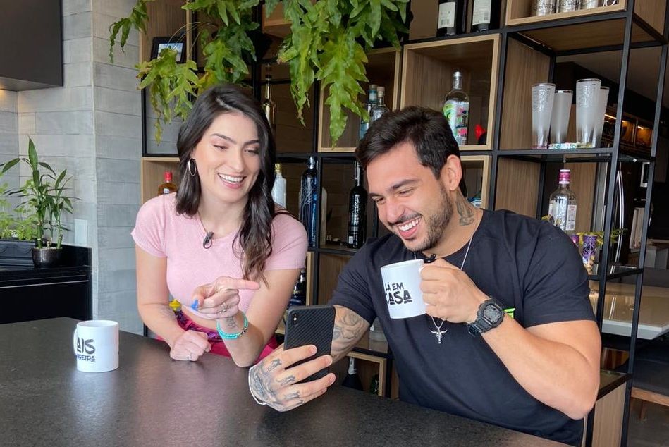 notícia Lais Moreira lança canal no Youtube com participação de João Hadad do reality 'De Férias com o ex'