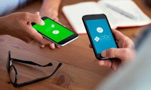 notícia Empresa identifica troca de informações entre cibercriminosos de como realizar golpes com o Pix