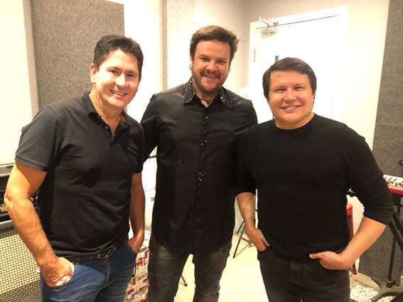 notícia Gian & Giovani e Anthony Carrera juntos em dueto especial