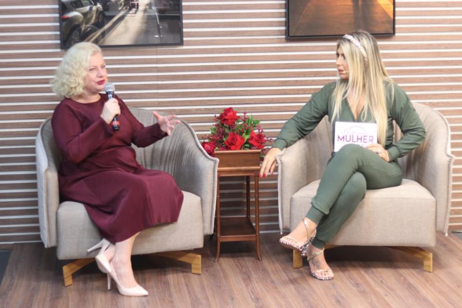 notícia Apresentadora Fernanda Comora, festeja novos quadros e o sucesso do Profissão Mulher na NGT