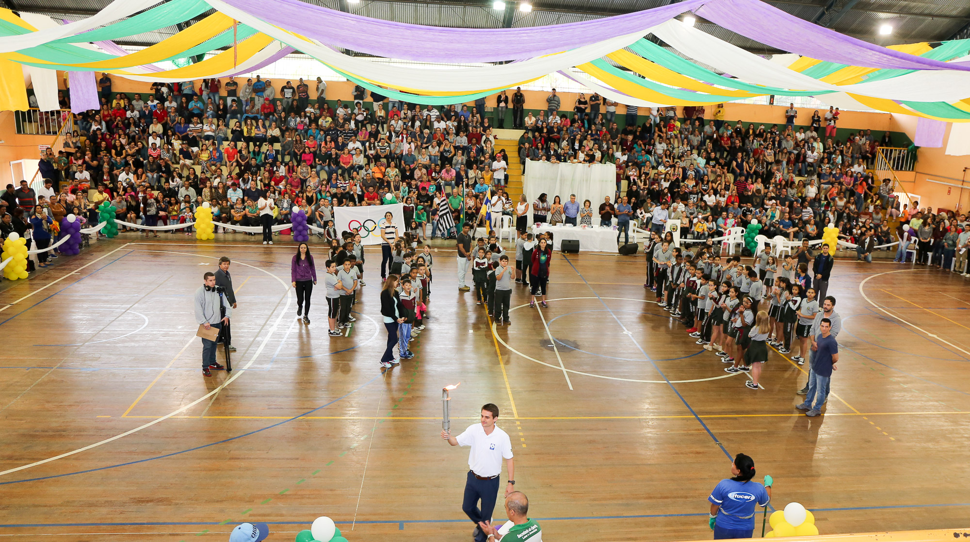notícia Abertura da Olimpíada estudantil de Louveira: ´Respeito vale ouro