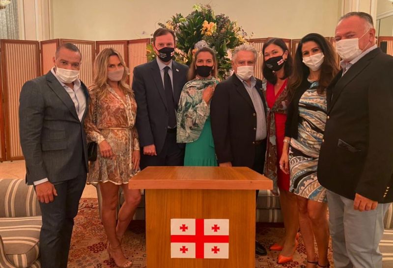 notícia Influencer Rafael Protein, participa da comemoração dos 30 anos da Independência da Geórgia no RJ