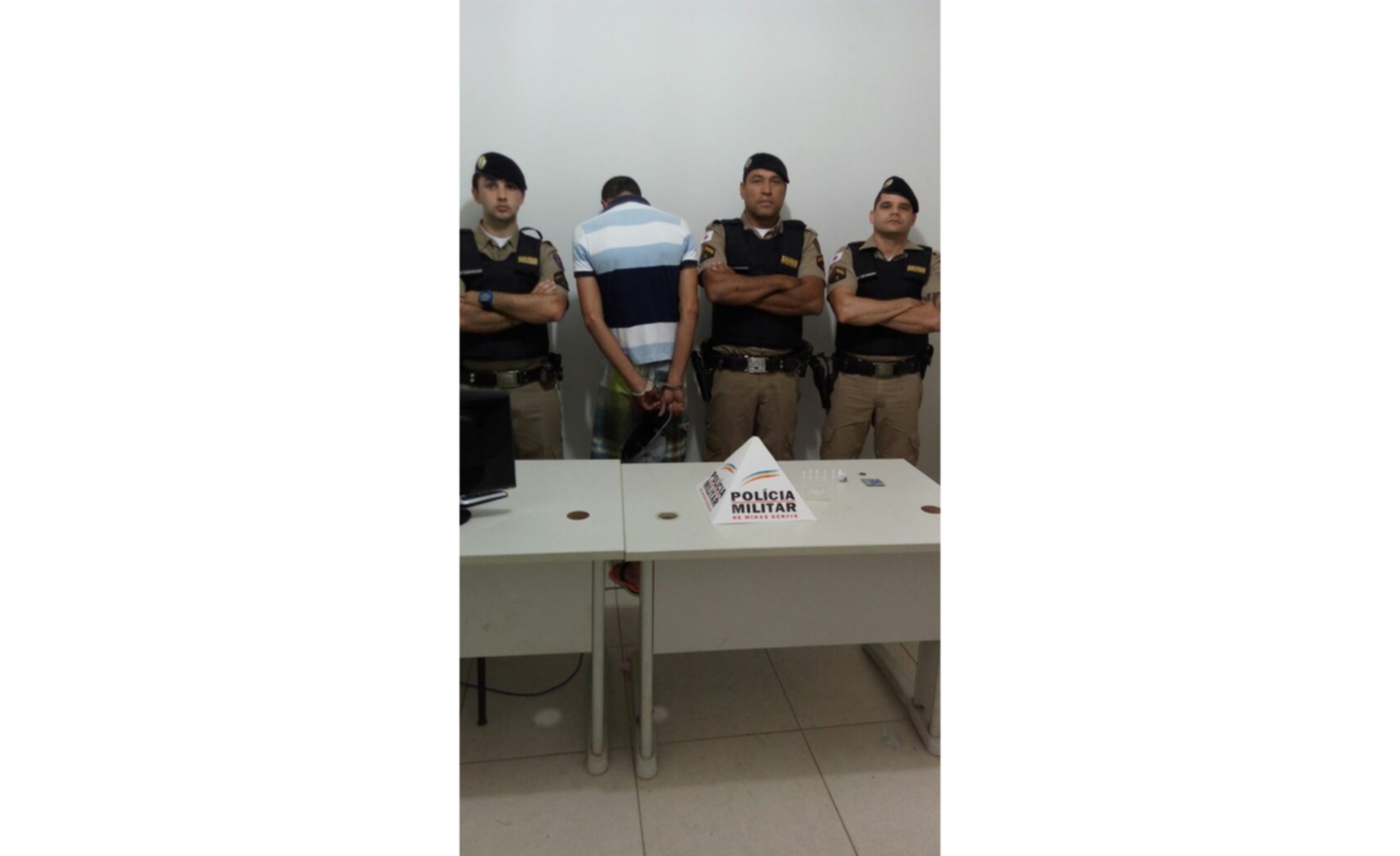 notícia Durante ronda é preso um dos homens mais procurados por tráfico de drogas em Poté Minas Gerias.