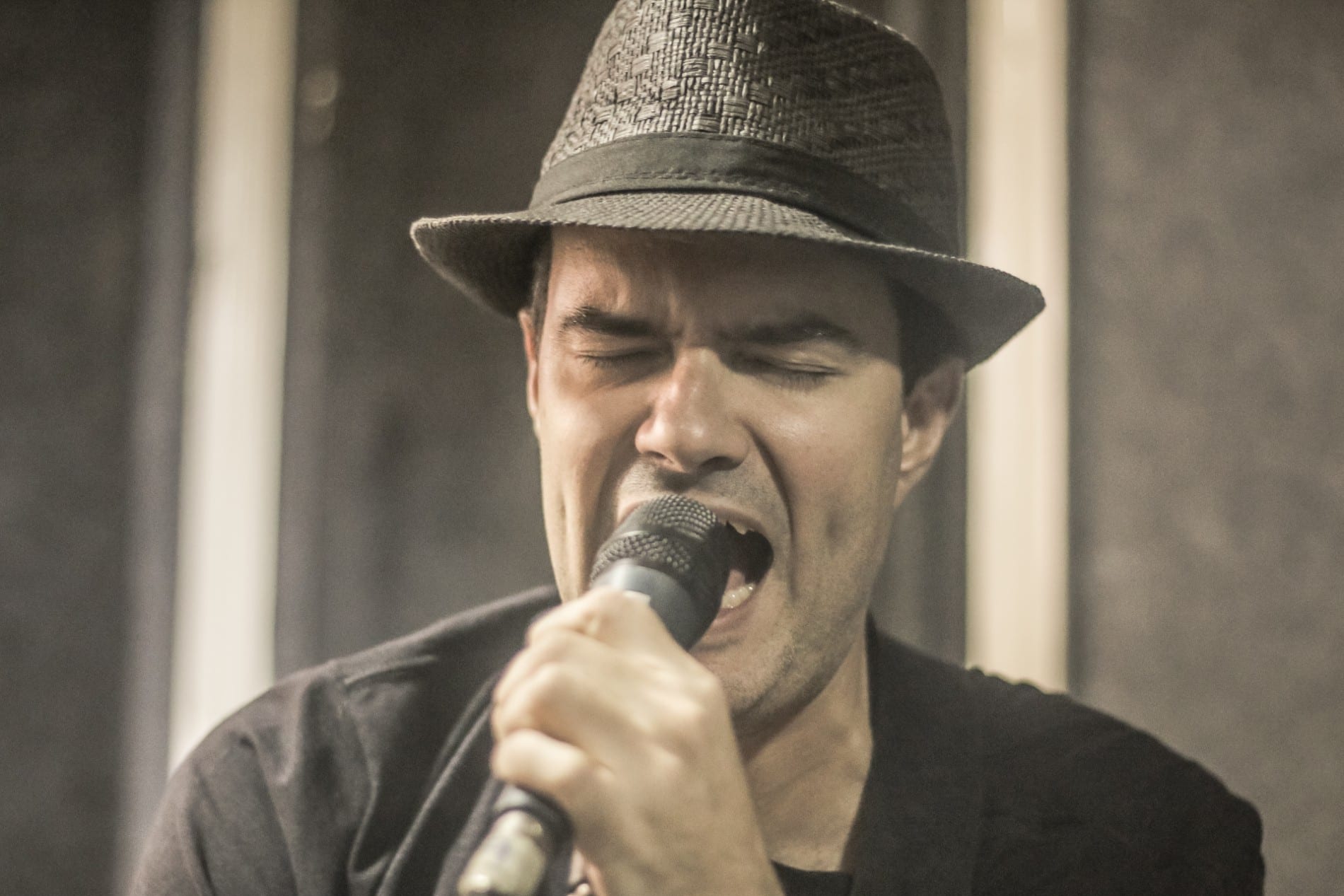 notícia Mirando na reconstrução, Banda da Hora lança single ‘Mudar de Galáxia’ 