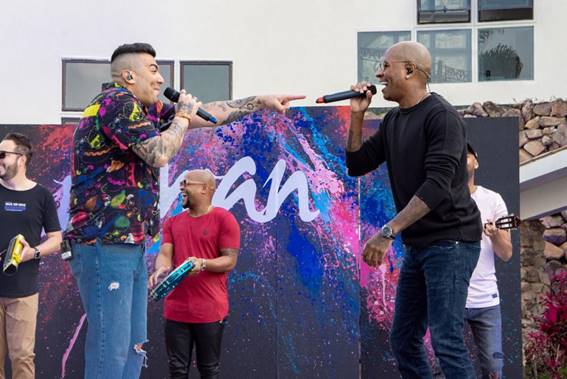 notícia Nuwance lança música com Turma do pagode