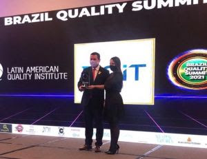 notícia Startup paranaense ROIT BANK recebe Prêmio Empresa Brasileira do Ano 2021