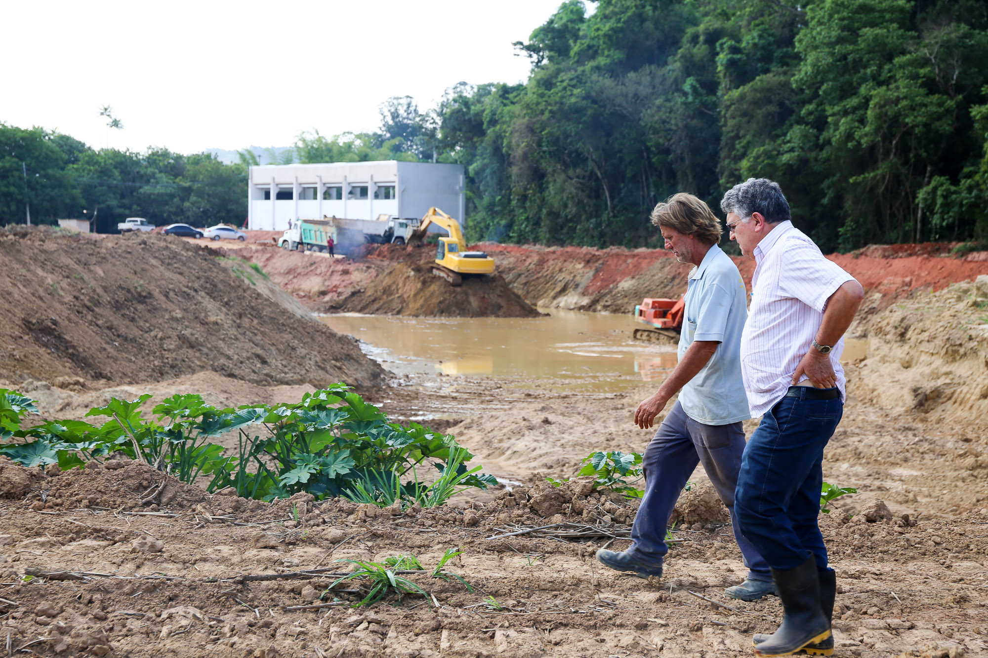 notícia  Nova estação elevatória vai abastecer toda a cidade com muito mais qualidade.