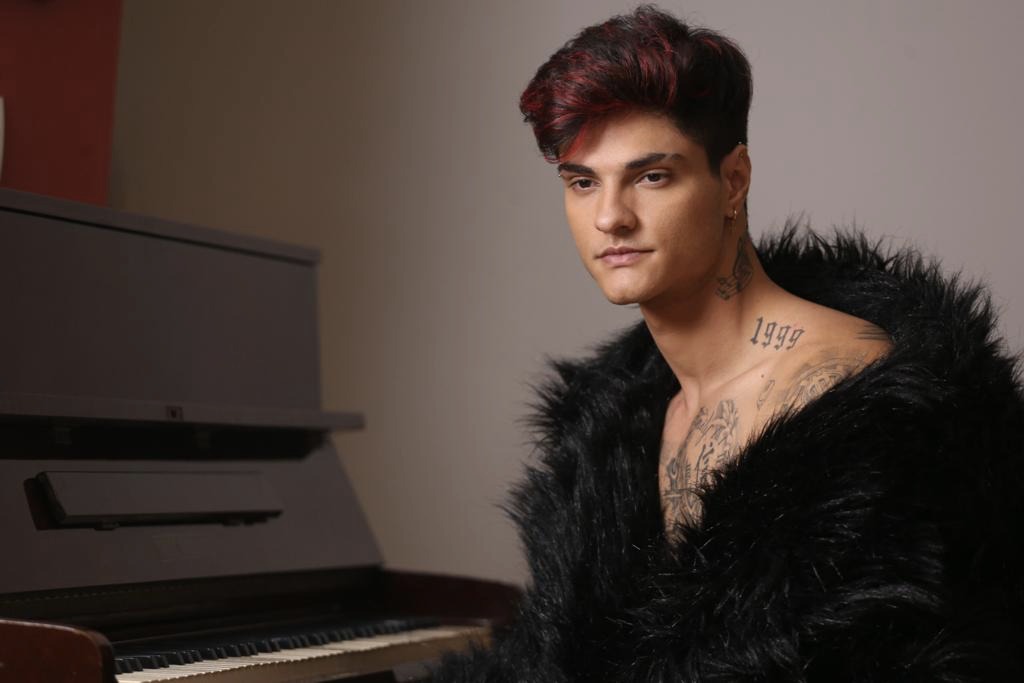 notícia Davi Kneip lança “Que Loucura” em parceria com Mc Magrella