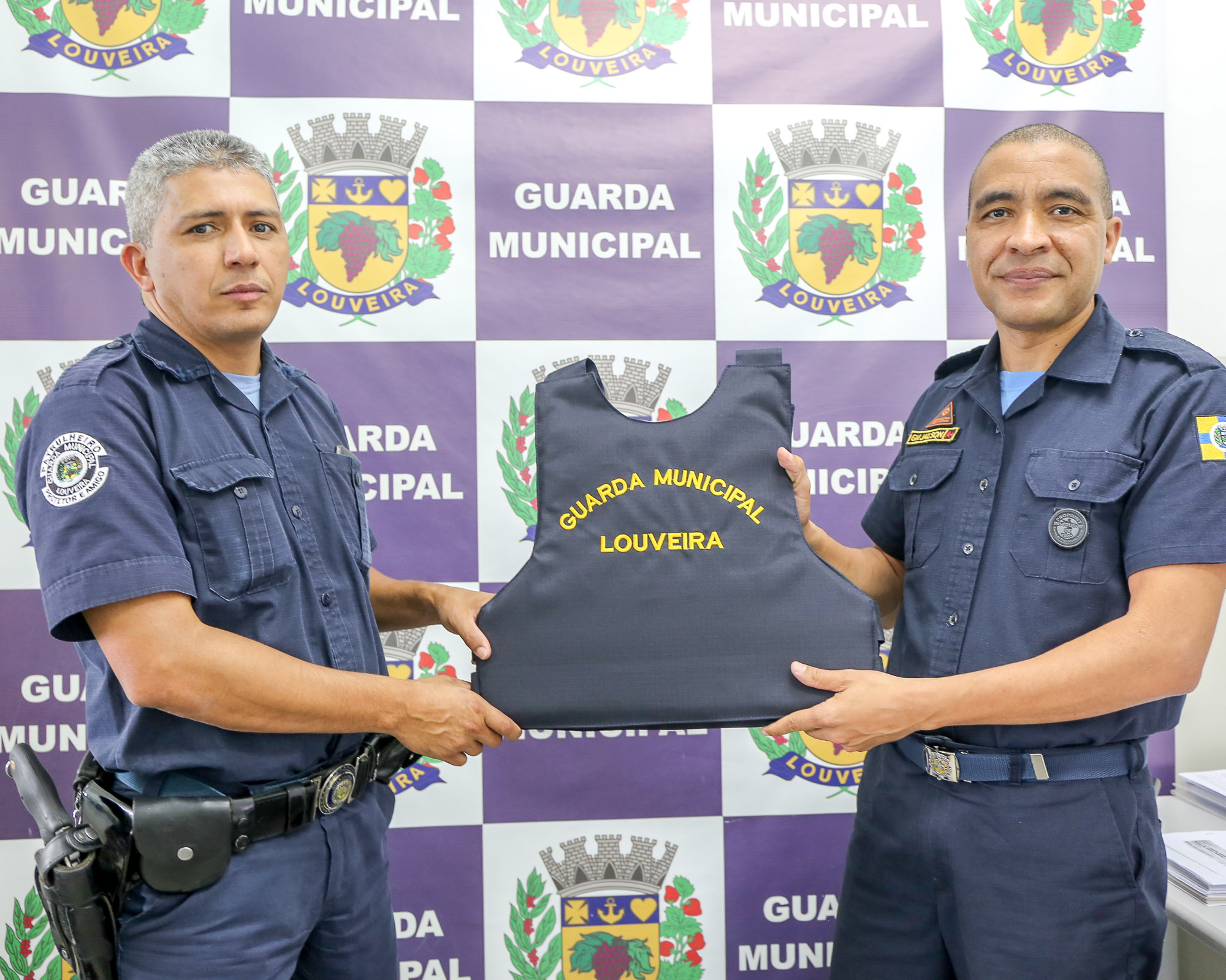 notícia Guarda Municipal  de Louveira recebe 72 novos coletes à prova de balas.