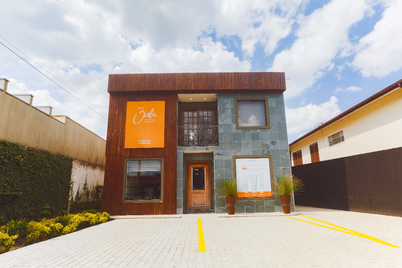 notícia Botox - amado por uns, odiado por outros