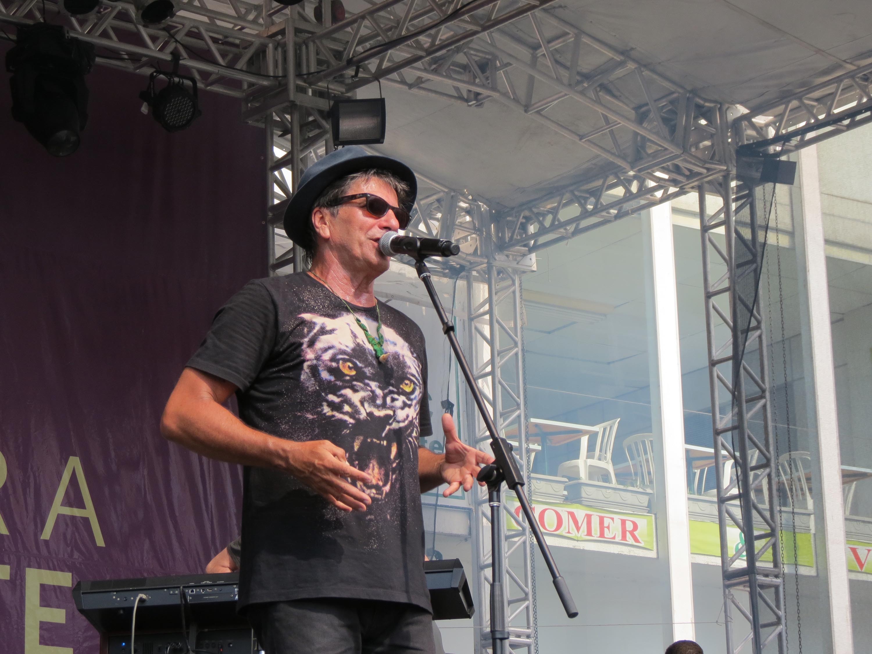 notícia Evandro Mesquita