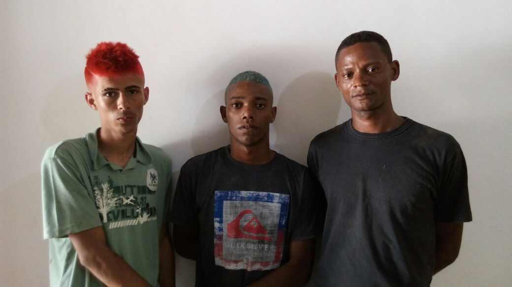 notícia A Operação Natal  põe fim na guerra do tráfico que ocorreria este final de ano em Poté, Minas Gerais .