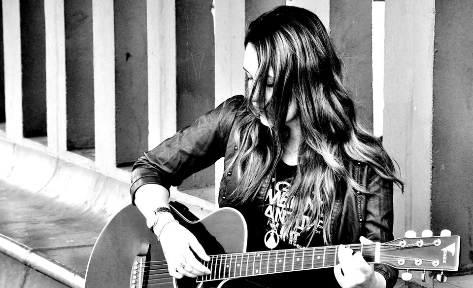 notícia História da cantora e compositora Fabiana Lima