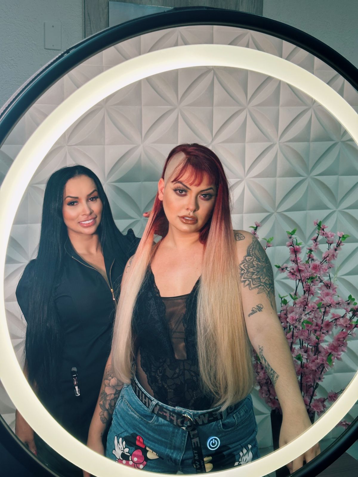 notícia Mc Mari coloca mega hair de 30 mil reais