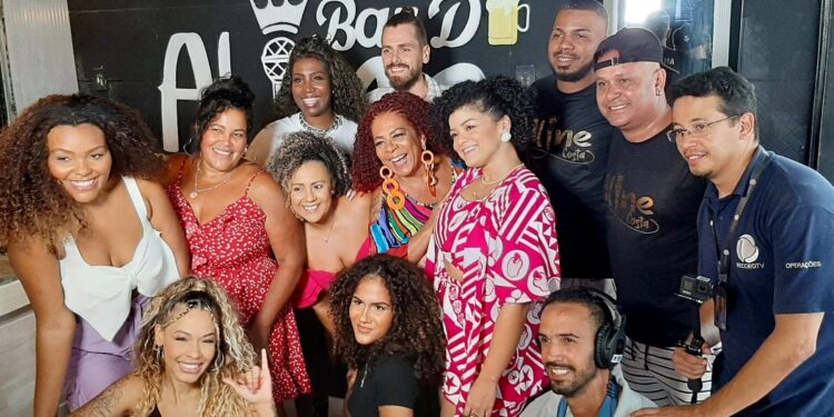 notícia Grupo de amigas pagodeiras viraliza na internet após vídeo postado em rede social