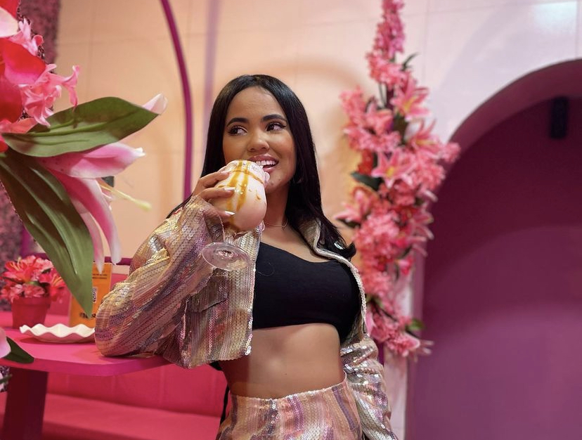 notícia Alana sant, lota casa de show em Vitória de Santo Antão - Pernambuco 