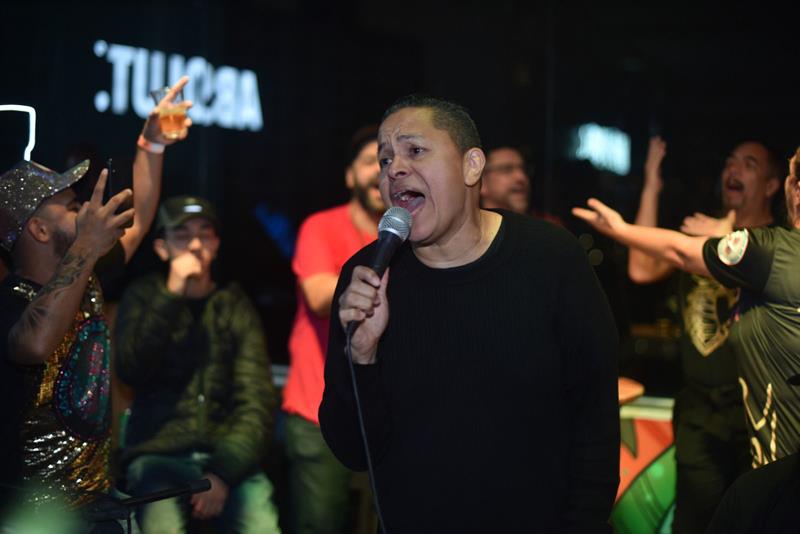 notícia Cantor Darlan Alves celebra 4 anos do samba-enredo social club com “2° Edição Dos Campeões”, no Oh Freguês, nesta quinta (29/06)